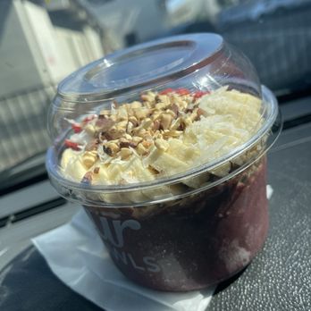 Pur Bowls - Hmmm I think this was the medium Amazon bowl. - Acai Bowls Near Me - Orange, California Pur Bowls - Hmmm I think this was the medium Amazon bowl. - Acai Bowls Near Me - Orange, California