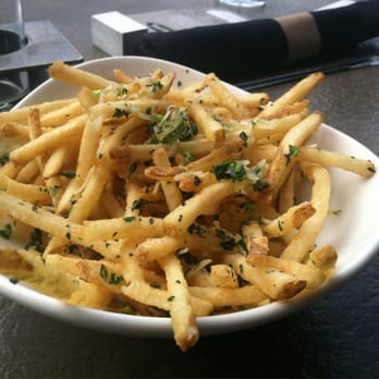 Yard House - Truffle fries - New American Near Me - Northridge, California