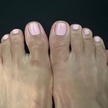 Nails La Vie - Nail Salons Near Me - Honolulu, Hawaii