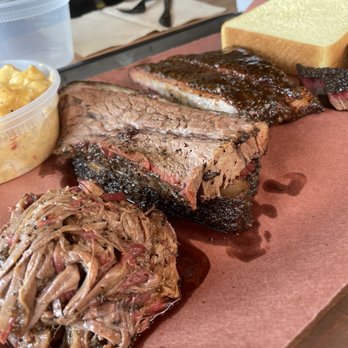 la Barbecue - Barbeque Near Me - Austin, Texas