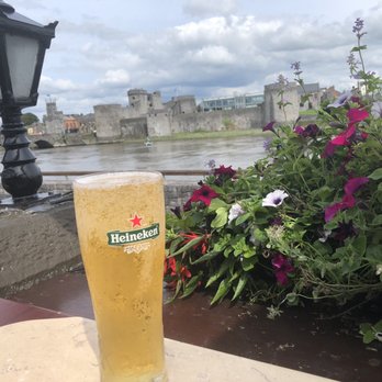 The Curragower - A pint of cider and the stunning view - Seafood Near Me - Limerick, LK The Curragower - A pint of cider and the stunning view - Seafood Near Me - Limerick, LK