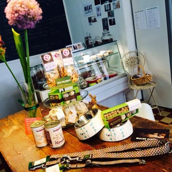 Frau Von Hirsch - Gesund kann auch schön sein ;-) leckerlies ohne Zucker, Lockstoffe und Getreide. - Pet Stores Near Me - Cologne, NW Frau Von Hirsch - Gesund kann auch schön sein ;-) leckerlies ohne Zucker, Lockstoffe und Getreide. - Pet Stores Near Me - Cologne, NW