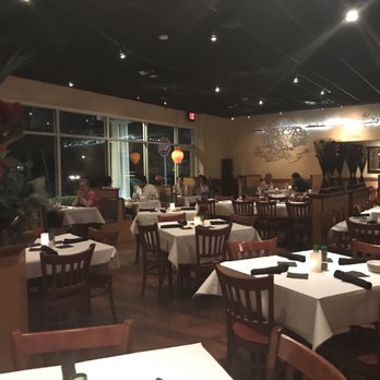 Bonefish Grill - inside - Seafood Near Me - Orlando, Florida