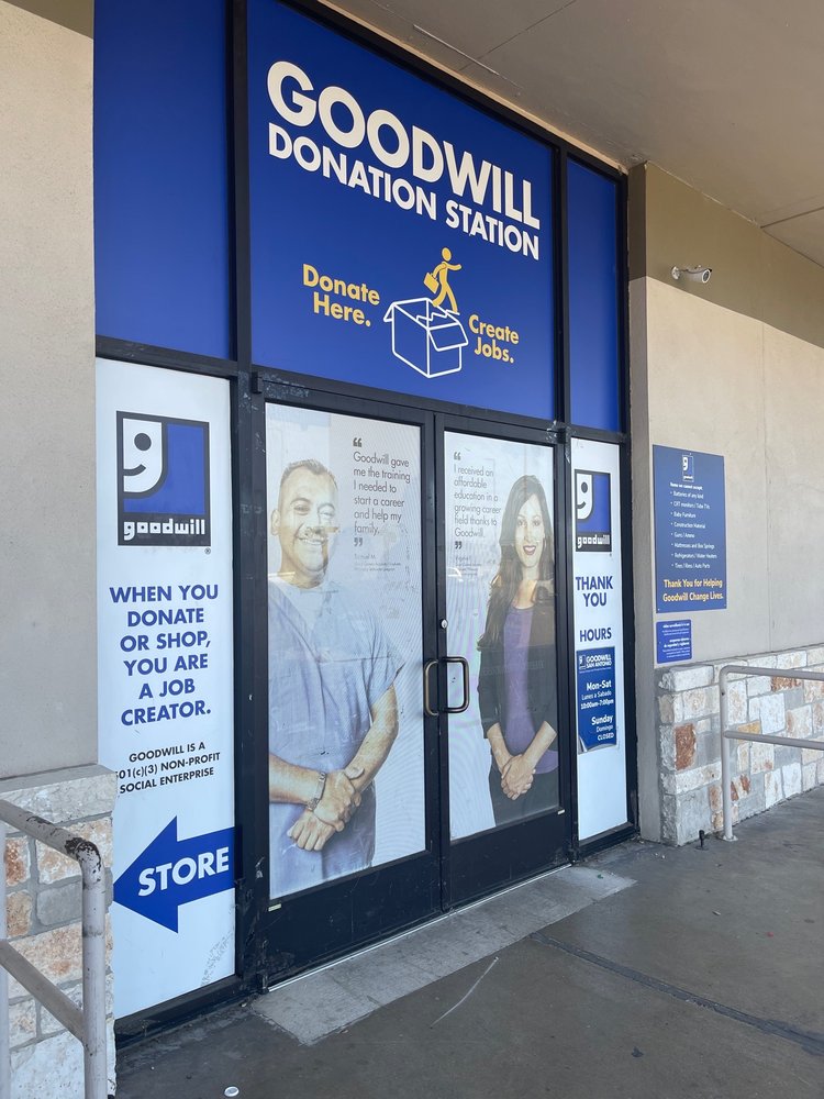 GOODWILL STORE AND DONATION STATION Updated October 2024 10 Photos