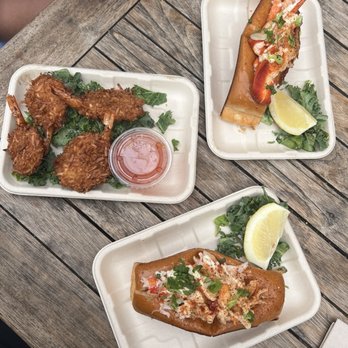 Lobster & Beer - Lobster roll - Seafood Near Me - Los Angeles, California Lobster & Beer - Lobster roll - Seafood Near Me - Los Angeles, California