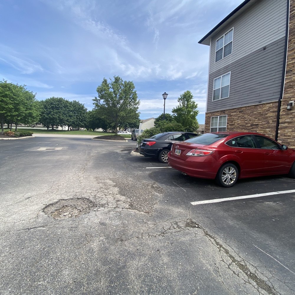 Alexander Park - Potholes - Apartments Near Me - Worthington, Ohio Alexander Park - Potholes - Apartments Near Me - Worthington, Ohio