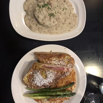 Cafe Lafayette - Monte Cristo & Brioche & Homemade French Sausage gravy - French Near Me - Exeter, California