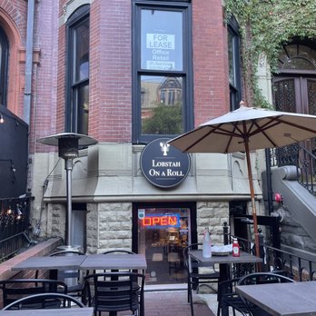 Lobstah On A Roll - Excited to check out the lobster rolls here! - Seafood Near Me - Boston, Massachusetts