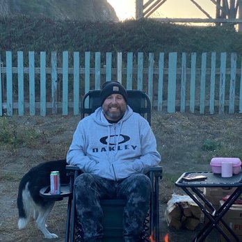 Albion River Campground & Flats Cafe - Wife took good pic of me chilling. - Campgrounds Near Me - Albion, California