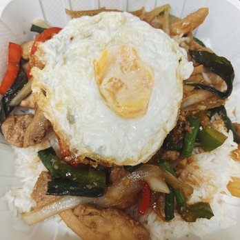 Siam Street food - Pad Kapao with chicken - Food Trucks Near Me Siam Street food - Pad Kapao with chicken - Food Trucks Near Me