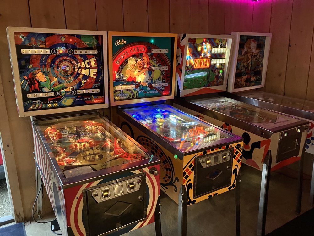 HOPPERS RETRO ARCADE Updated June 2024 14 Photos 35675 Lake Rd