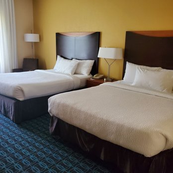 Fairfield by Marriott Inn & Suites Kansas City Airport - 2 queens - Hotels Near Me - Kansas City, Missouri
