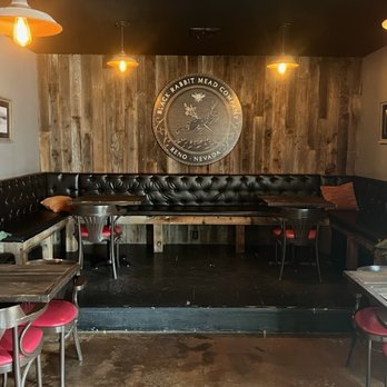 Black Rabbit Meads - Booth area - Meaderies Near Me - Reno, Nevada