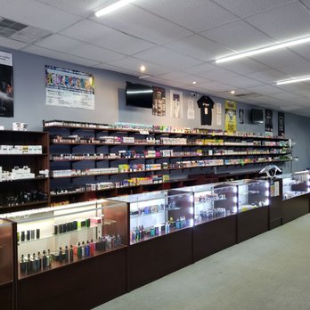 I80 Vapors - Vape Shops Near Me - Morris, Illinois