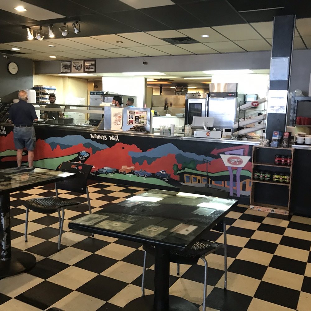 Bird Dog BBQ - Inside counter for ordering - Barbeque Near Me - Colorado Springs, Colorado Bird Dog BBQ - Inside counter for ordering - Barbeque Near Me - Colorado Springs, Colorado