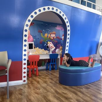 Fun Dental 4 Kids - Kids play area - Pediatric Dentists Near Me - Bell, California Fun Dental 4 Kids - Kids play area - Pediatric Dentists Near Me - Bell, California