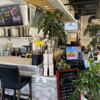 SaigonView - Inside - Vietnamese Near Me - Santa Ana, California SaigonView - Inside - Vietnamese Near Me - Santa Ana, California