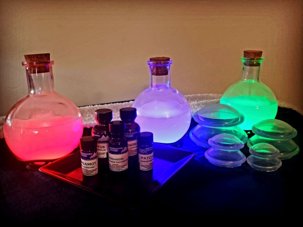 Level Up Massage Logo