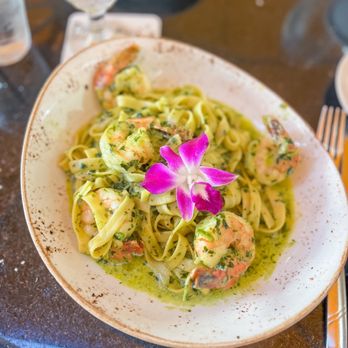DaVinci's - Tagoatellie e gamberi - Italian Near Me - Marco Island, Florida