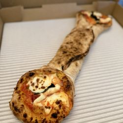 Ugo - PIZZA GONDOLA