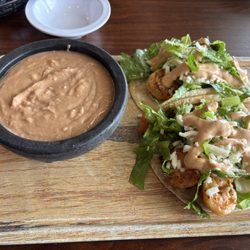 Baja shrimp tacos