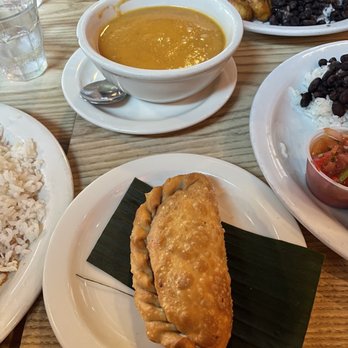 Valencia Cocina - Latin American Near Me - Norwalk, Connecticut Valencia Cocina - Latin American Near Me - Norwalk, Connecticut