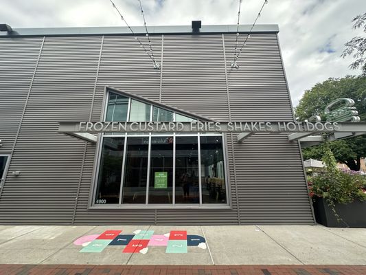 Shake Shack Chestnut Hill by null