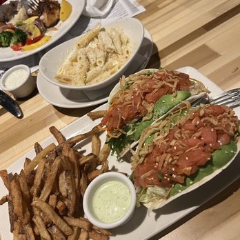 Salt Rock Tavern - Tuna tacos, truffle mac - New American Near Me - Oldsmar, Florida Salt Rock Tavern - Tuna tacos, truffle mac - New American Near Me - Oldsmar, Florida