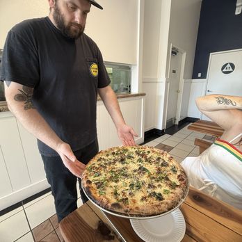 Back Bench Pizza - Dank pizza - Pizza Near Me - Ventura, California