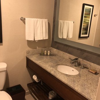 DoubleTree by Hilton Hotel South Bend - Hotels Near Me - South Bend, Indiana DoubleTree by Hilton Hotel South Bend - Hotels Near Me - South Bend, Indiana