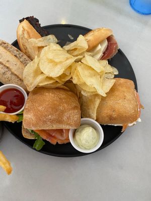 100 Montaditos Miami Lakes by null