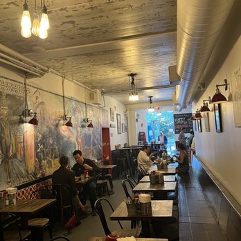 Duke's Counter - Burgers Near Me - Washington, DC, District of Columbia