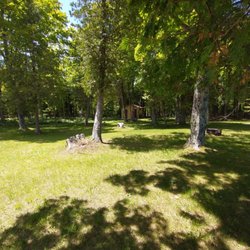 East Side County Park - Bathroom hidden in the trees