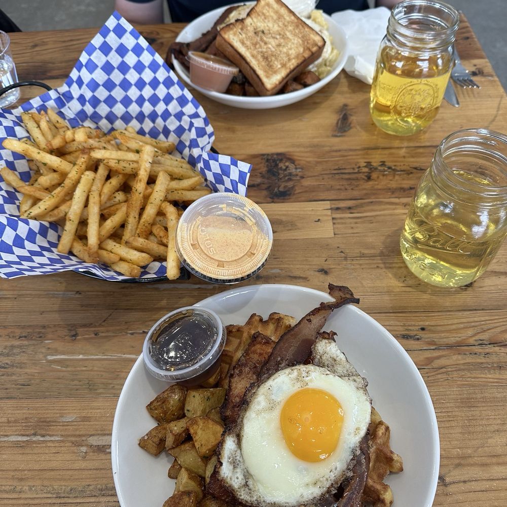Blue Barn Cidery - Chicken and waffles. Garbage plate breakfast bowl - Cideries Near Me - Hilton, New York Blue Barn Cidery - Chicken and waffles. Garbage plate breakfast bowl - Cideries Near Me - Hilton, New York