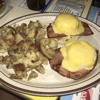 Yellow Bird Cafe - Classic Eggs Benedict - Breakfast & Brunch Near Me - Hammond, Louisiana