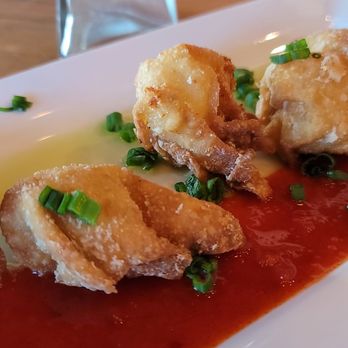 Scratch Kitchen and Taproom - Pimento cheese wontons - American Near Me - Cary, North Carolina Scratch Kitchen and Taproom - Pimento cheese wontons - American Near Me - Cary, North Carolina
