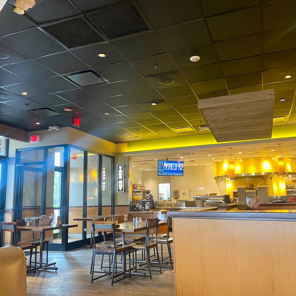 California Pizza Kitchen - inside - Pizza Near Me - Northbrook, Illinois California Pizza Kitchen - inside - Pizza Near Me - Northbrook, Illinois