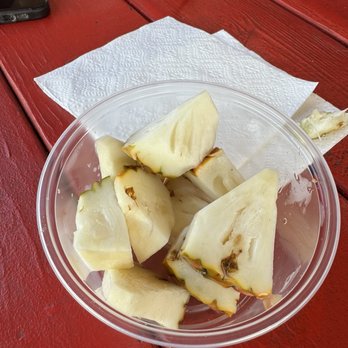 Lana's Cafe - Sugarloaf pineapple slices - Juice Bars & Smoothies Near Me - Kapaa, Hawaii