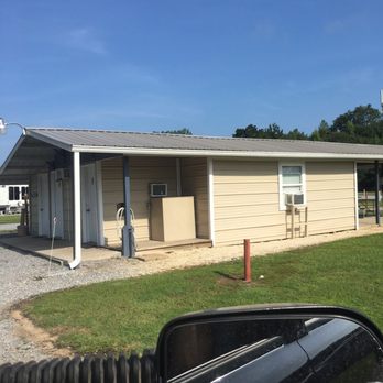 Eagle’s Landing RV Park - Bathroom shower clubhouse - RV Parks Near Me - Holt, Florida