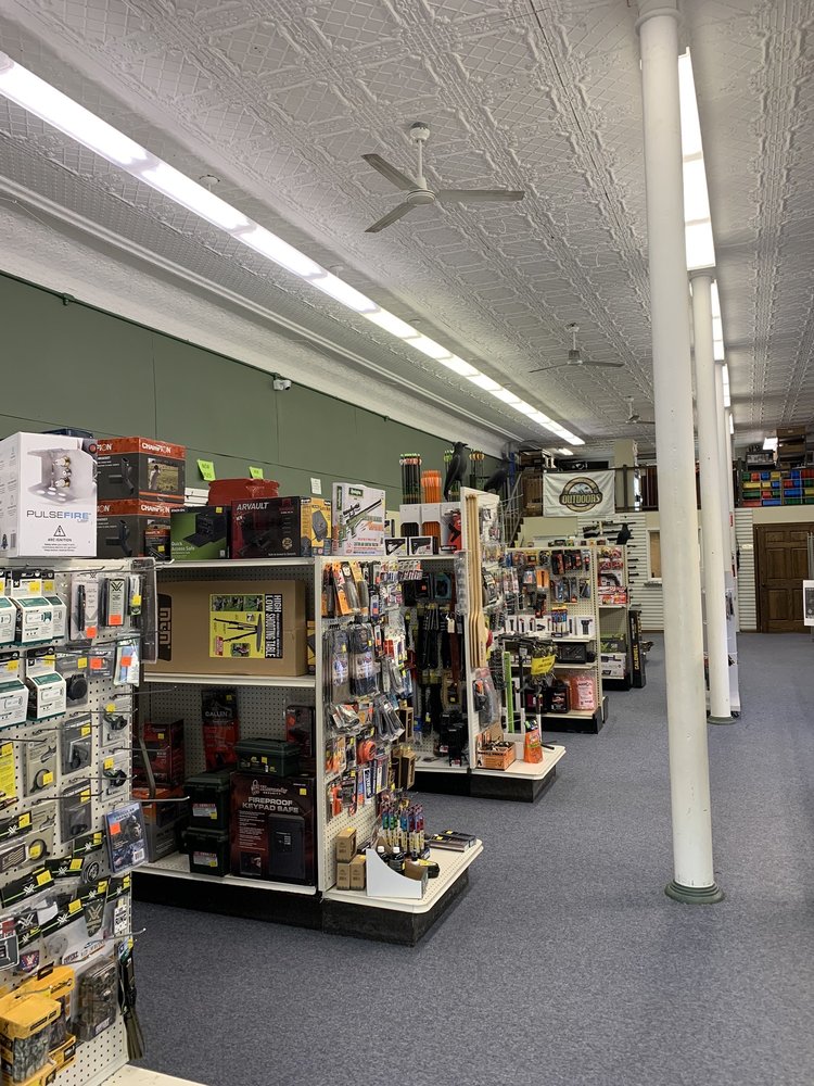 OUTDOORS & MORE Updated August 2024 220 N Elm St, Cresco, Iowa