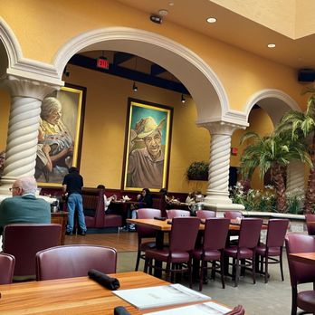 Abuelo's Mexican Restaurant - Dining room left view - Mexican Near Me - Hurst, Texas