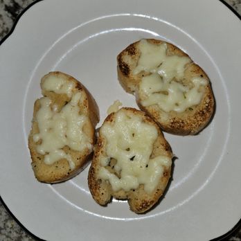 La Cucina Restaurant - Italian Near Me - Dunmore, Pennsylvania