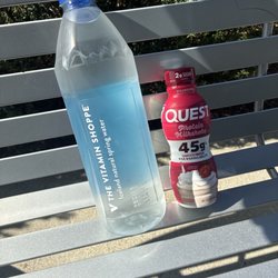 The Vitamin Shoppe - Sprint water and protein shake