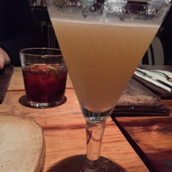 Goya - Boulevardier ao fundo e Bourbon Side car