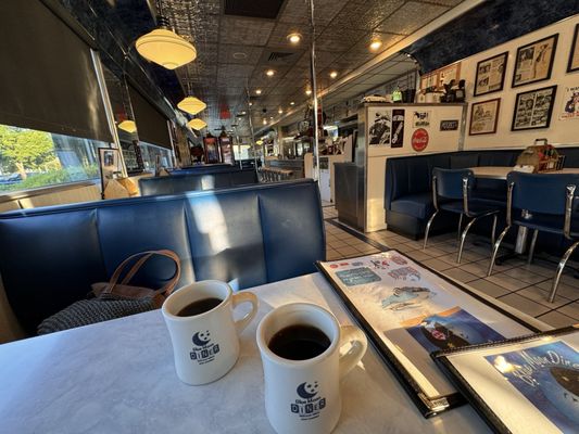 Blue Moon Diner by null