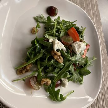 Savor - Strawberry Candied Walnut Goat Cheese Salad - New American Near Me - Niagara Falls, New York