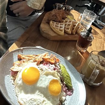 Blackstone Kitchen - Chicken chipotle chilaquiles, chicken and waffles, horchata with almond milk half sweetened and cafe de olla - New American Near Me - Corona, California