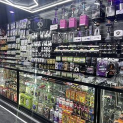 Royal Smoke Shop