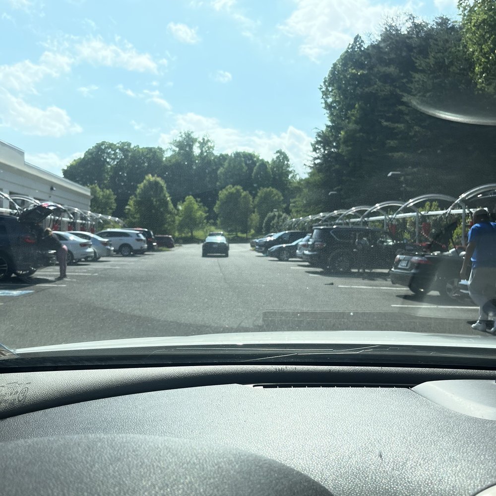 Flagship Carwash - Self serve vacuum and towel dry stations - Car Wash Near Me - Manassas, Virginia