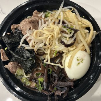 Shin Restaurant - Shoyu Ramen - Beef - Thai Near Me - Long Beach, California